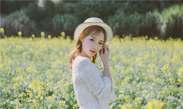 敦煌标题：想找个女人帮忙生孩子的有效解决方案，助您圆梦家庭